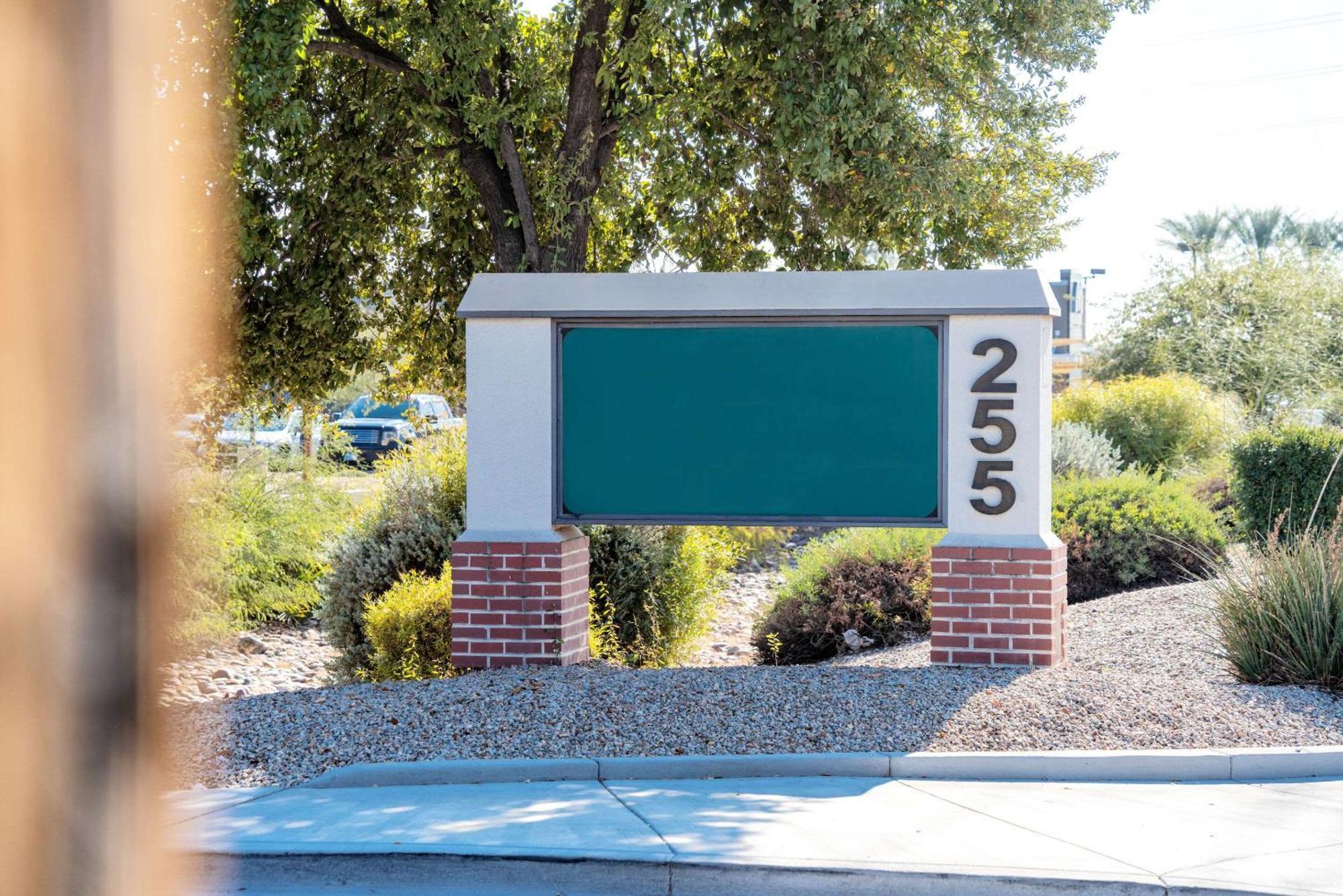 Quality Inn Chandler I-10 Экстерьер фото